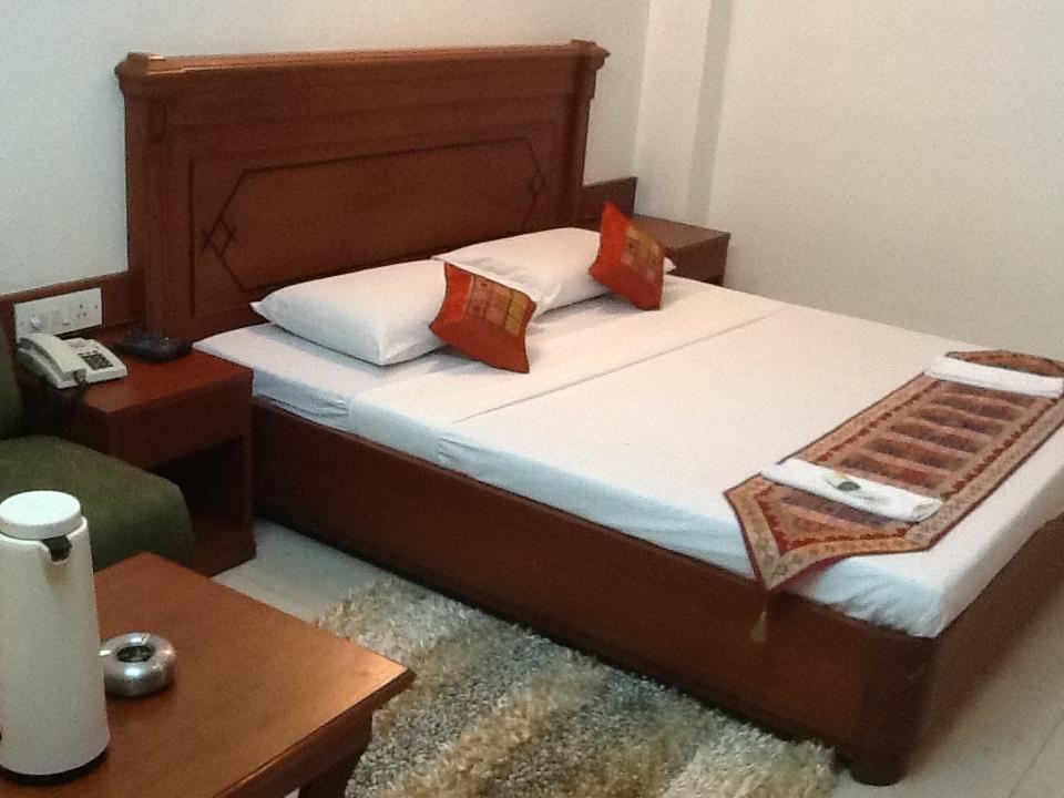 Hotel Kanishka Phg Bangalore Habitación foto
