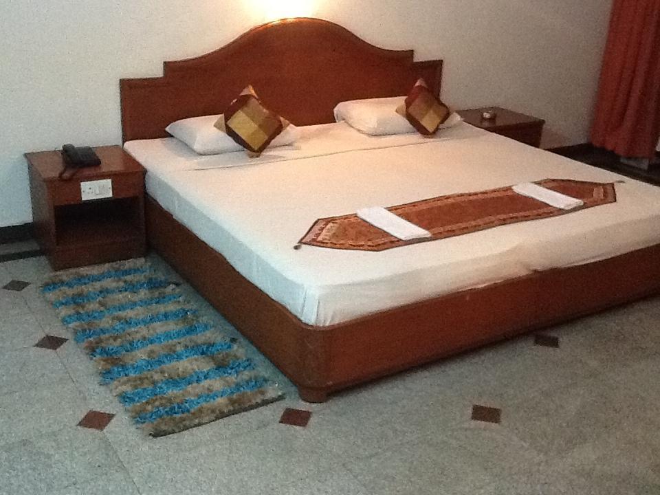 Hotel Kanishka Phg Bangalore Habitación foto